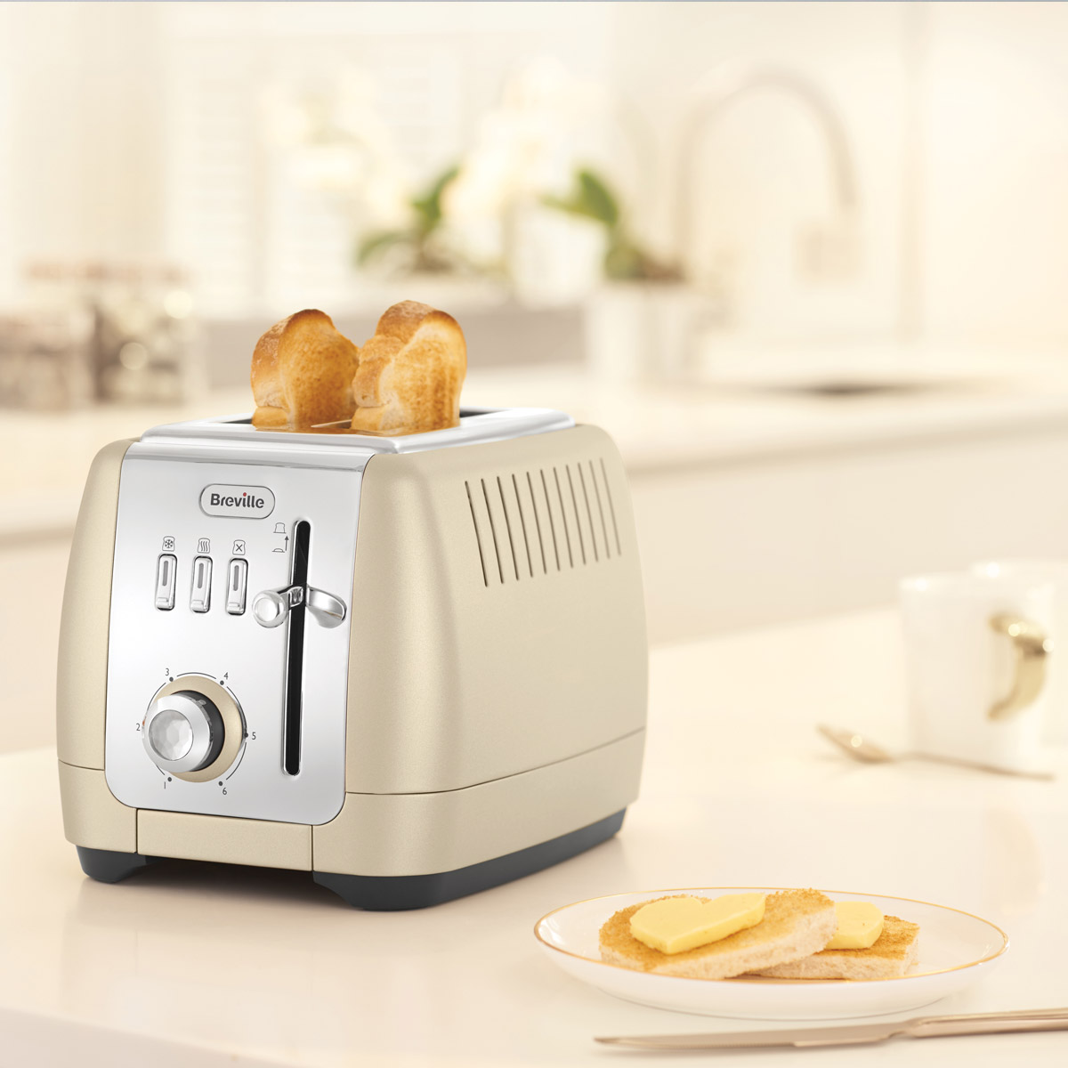 Breville Strata Luminere 2 Slice Toaster Platinum