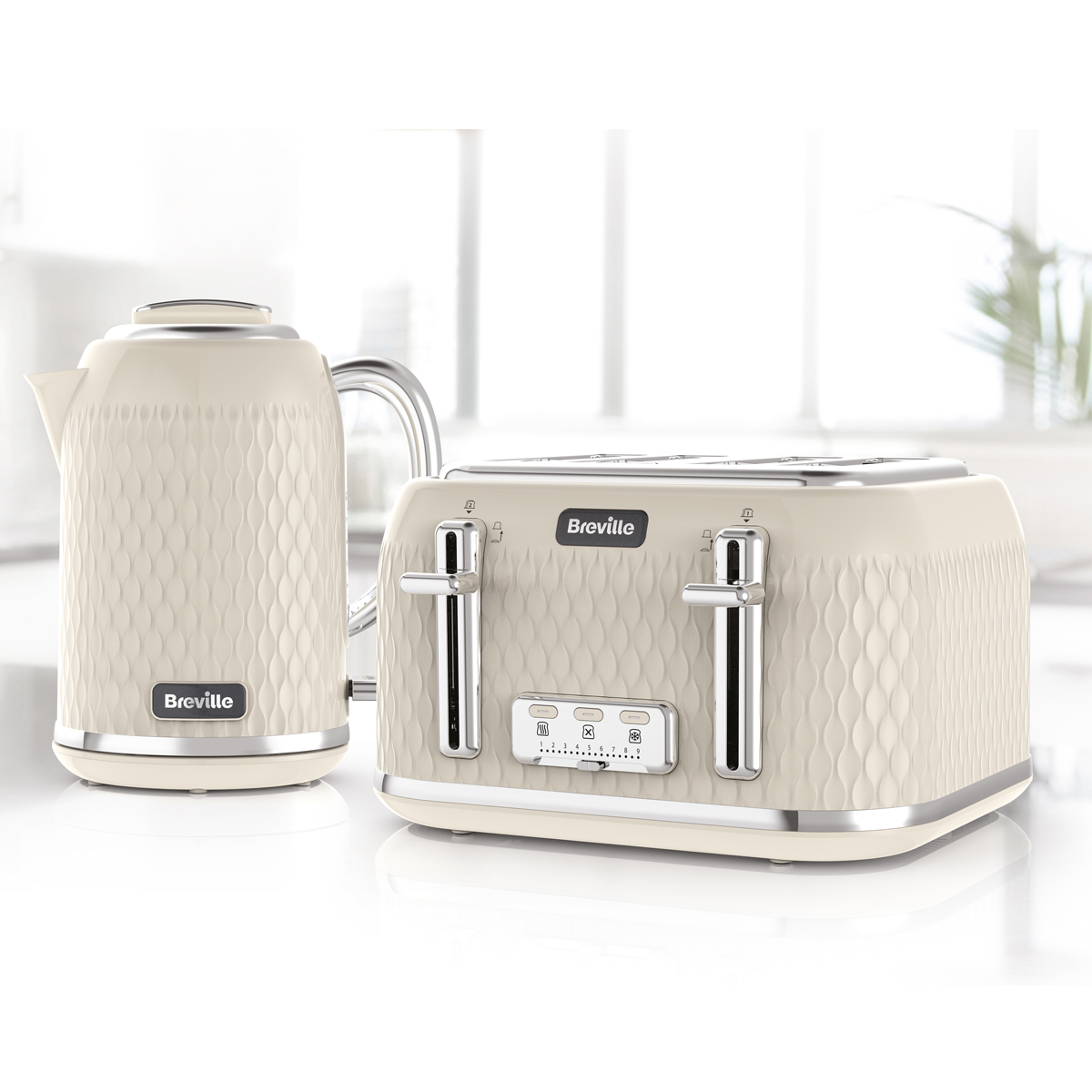 Cream and Chrome Curve Collection Jug Kettle, 1.7L Breville