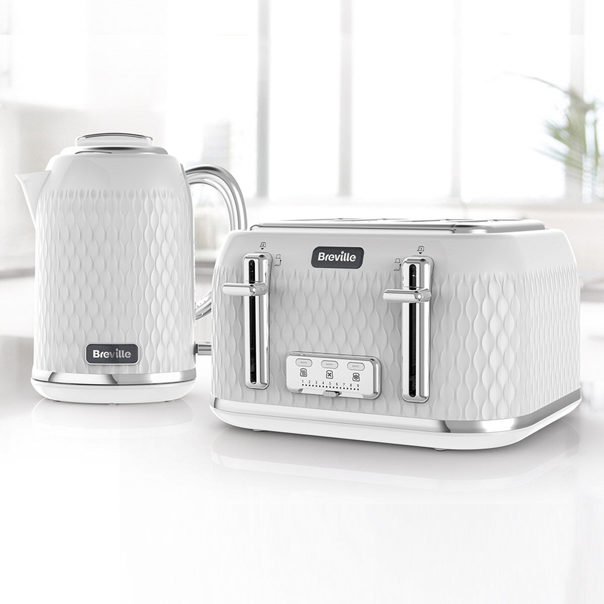 Breville Breville Flow White VKT185 Kettle & VTT976 4 Slot Toaster Matching Kitchen Set 