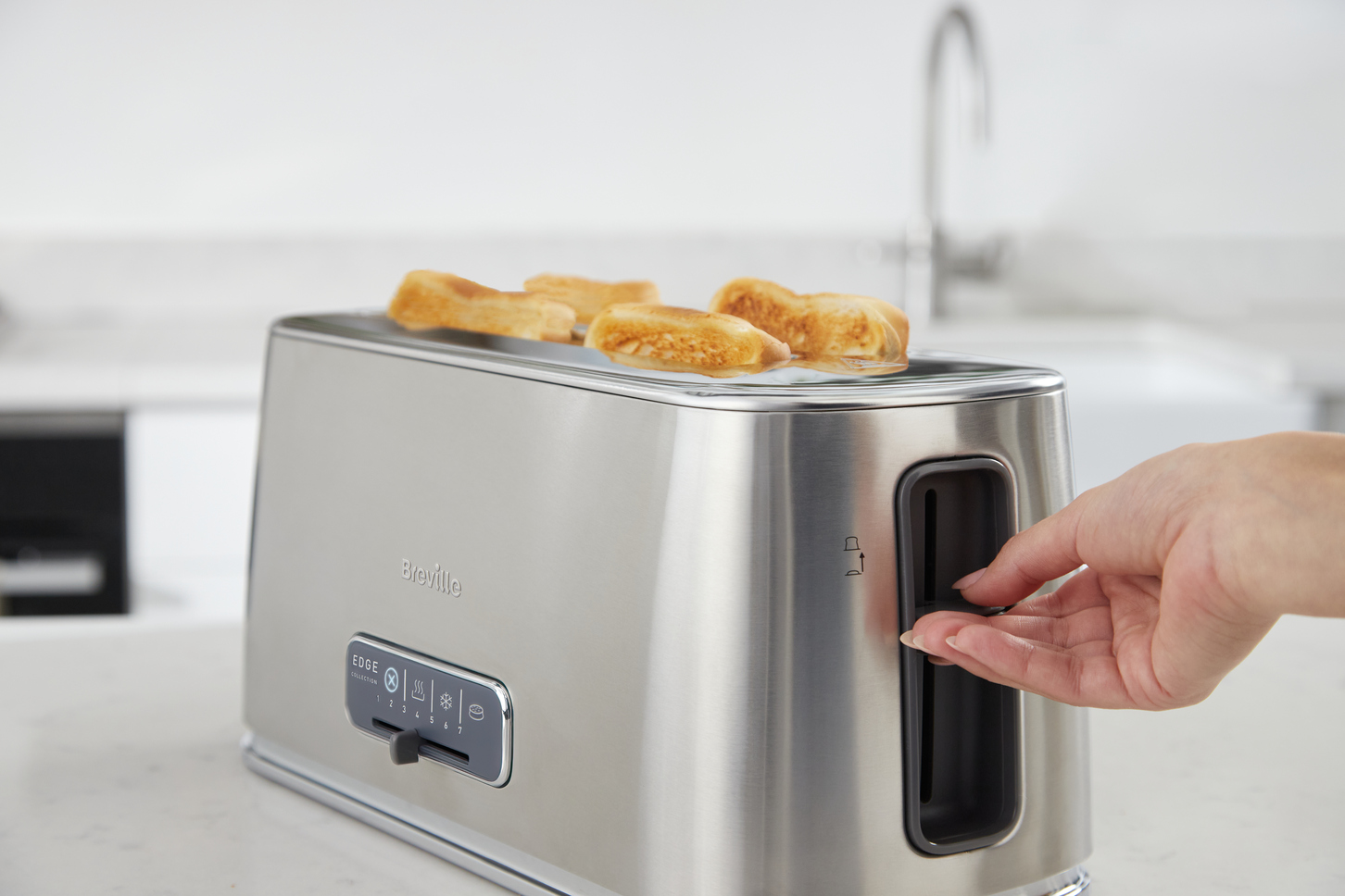 The Bit Breville Bit More Long Slot Toaster Bit More Long-Slot